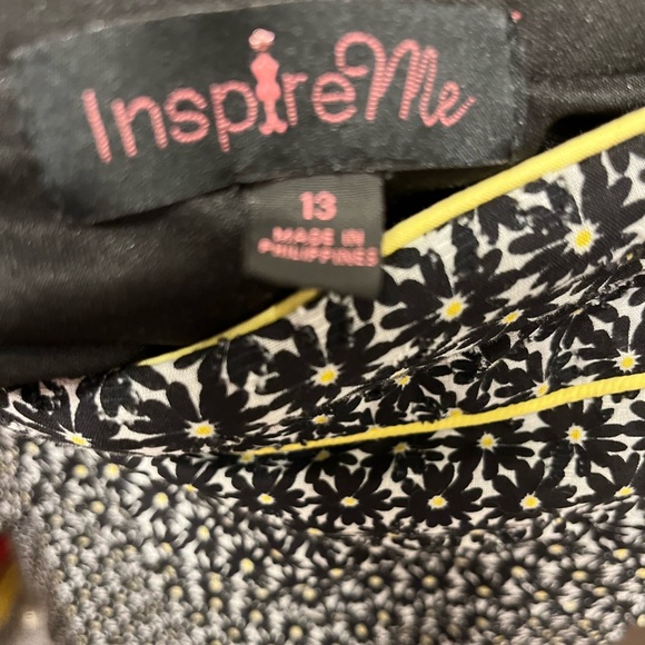 Black and yellow daisy print dress (box 1) - Picture 5 of 6